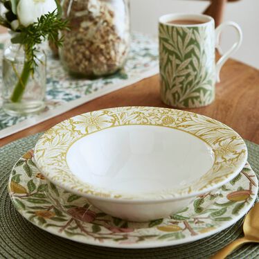 Morris & Co. set of 4 cereal bowls